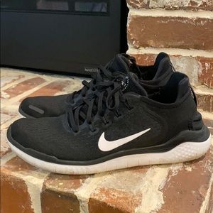 slightly worn Nike Free Runs size 9 in men’s